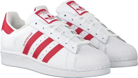 wit met rode adidas superstar|Adidas Superstar ’ .